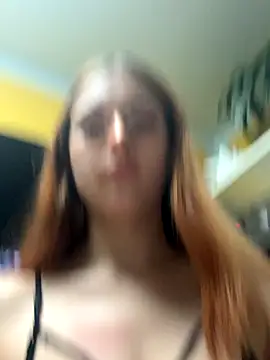 Snapshot of sexymelli18 chatting on September 22, 2025, 5:19 pm sexymelli18 online show from September 22, 2025, 5:19 pm