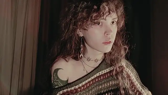 Snapshot of Dizer_clopy chatting on February 3, 2026, 8:47 pm Dizer clopy online show from February 3, 2026, 8:47 pm