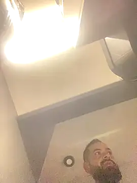 Snapshot of guccititi chatting on October 24, 2025, 6:45 am guccititi online show from October 24, 2025, 6:45 am