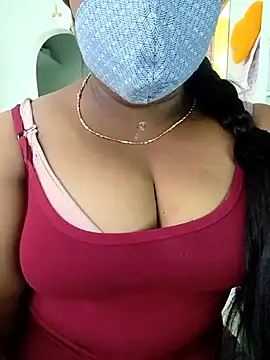 Snapshot of deepikasree chatting on September 24, 2025, 5:14 am deepikasree online show from September 24, 2025, 5:14 am