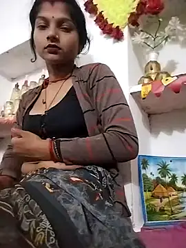 Payalhot25 online show from February 19, 2025, 8:10 pm