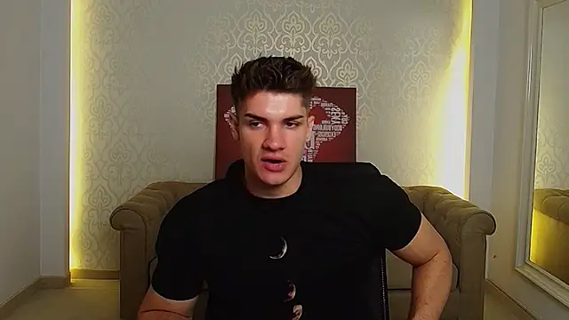 Snapshot of MaxKaiden chatting on September 23, 2025, 5:36 am MaxKaiden online show from September 23, 2025, 5:36 am