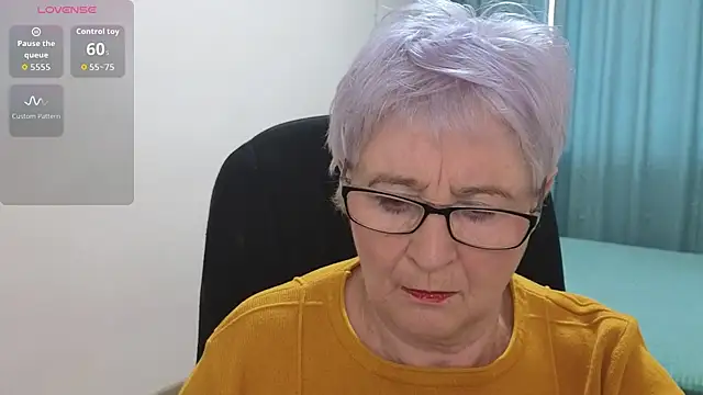 Sandra Snowflake online show from November 22, 2025, 11:53 am