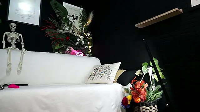 IngAdn online show from October 22, 2025, 5:56 pm