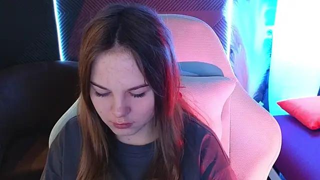 Snapshot of Dyna_bae chatting on September 10, 2025, 1:59 am Dyna bae online show from September 10, 2025, 1:59 am