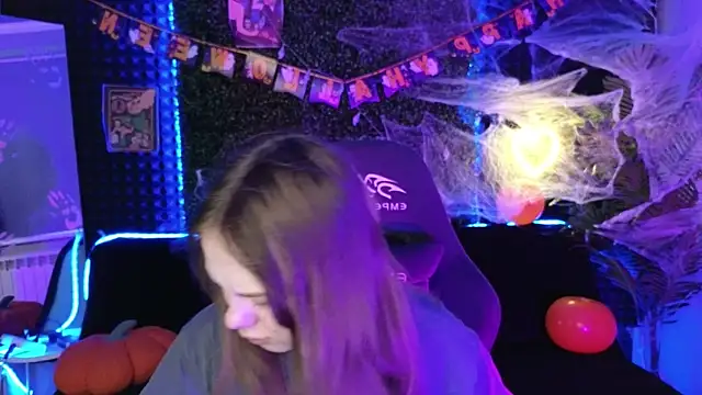 Snapshot of Dyna_bae chatting on October 29, 2025, 1:59 am Dyna bae online show from October 29, 2025, 1:59 am