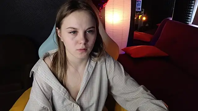 Snapshot of Dyna_bae chatting on March 12, 2025, 7:24 am Dyna bae online show from March 12, 2025, 7:24 am