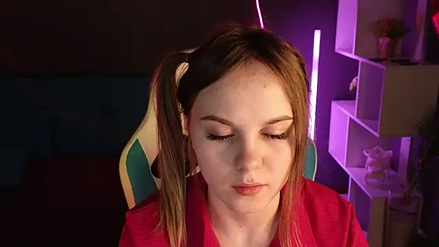 Snapshot of Dyna_bae chatting on March 9, 2025, 11:03 am Dyna bae online show from March 9, 2025, 11:03 am