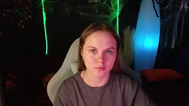 Snapshot of Dyna_bae chatting on October 25, 2025, 8:13 am Dyna bae online show from October 25, 2025, 8:13 am