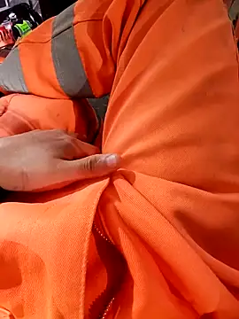 Snapshot of Eusuntnoulgigolo chatting on September 30, 2025, 12:33 pm Eusuntnoulgigolo online show from September 30, 2025, 12:33 pm