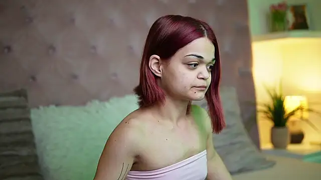 MaiaMini online show from March 27, 2026, 11:16 pm