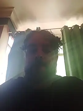 Snapshot of serpensy chatting on October 2, 2025, 11:46 am serpensy online show from October 2, 2025, 11:46 am