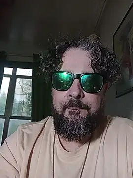 Snapshot of serpensy chatting on September 25, 2025, 5:57 am serpensy online show from September 25, 2025, 5:57 am