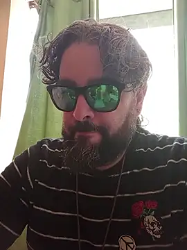 Snapshot of serpensy chatting on October 5, 2025, 1:13 pm serpensy online show from October 5, 2025, 1:13 pm