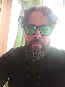 Snapshot of serpensy chatting on October 4, 2025, 1:56 pm serpensy online show from October 4, 2025, 1:56 pm