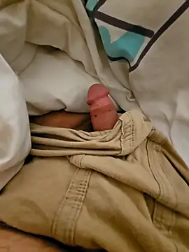 Snapshot of skiciyunis chatting on October 6, 2025, 6:36 am skiciyunis online show from October 6, 2025, 6:36 am