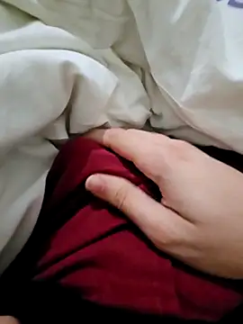 Snapshot of skiciyunis chatting on September 29, 2025, 8:36 pm skiciyunis online show from September 29, 2025, 8:36 pm