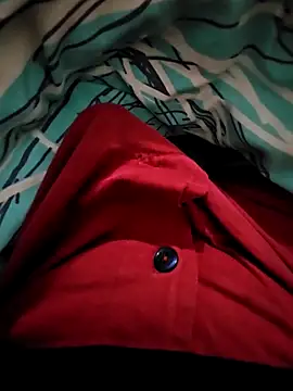 Snapshot of skiciyunis chatting on November 11, 2025, 8:25 pm skiciyunis online show from November 11, 2025, 8:25 pm