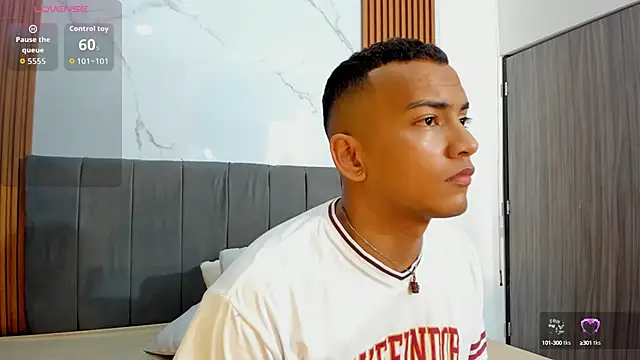 Rafa2004Cruz online show from September 30, 2025, 11:49 am