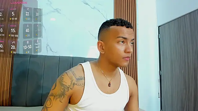 Rafa2004Cruz online show from September 25, 2025, 12:22 pm