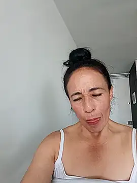 Coeur de luxure online show from March 19, 2026, 2:50 pm