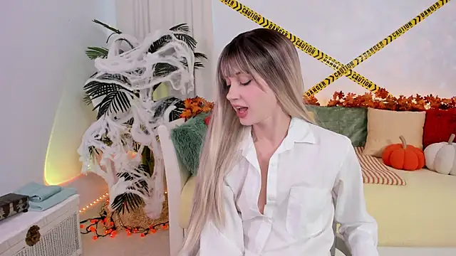 Snapshot of angel_claire chatting on October 24, 2025, 10:31 pm angel claire online show from October 24, 2025, 10:31 pm