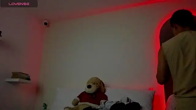 mattiwsmorris  online show from April 13, 2026, 1:48 pm