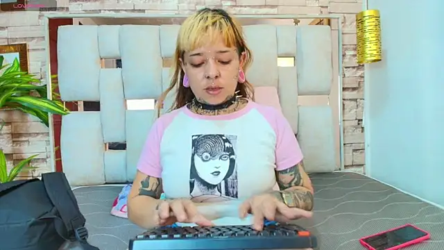 Braylen Sanchez online show from June 26, 2026, 8:47 pm