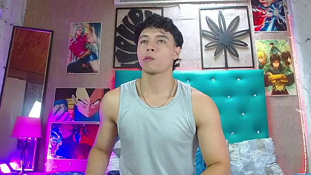 Snapshot of LiamAndrewzz chatting on October 17, 2025, 5:37 pm LiamAndrewzz online show from October 17, 2025, 5:37 pm