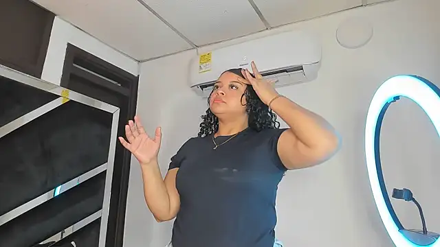 Rubyxht online show from February 3, 2026, 12:54 pm