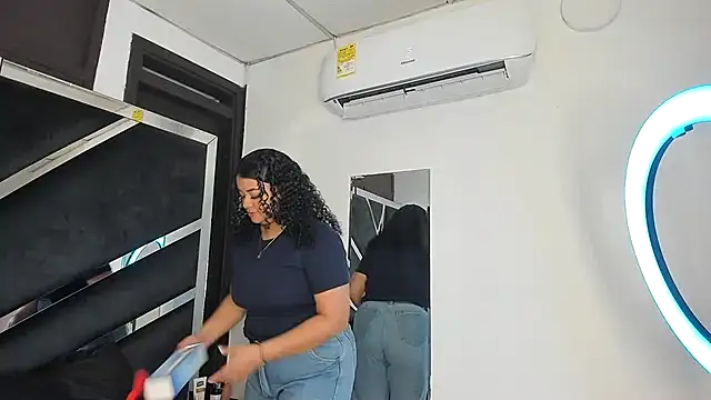 Rubyxht online show from November 22, 2025, 12:37 pm