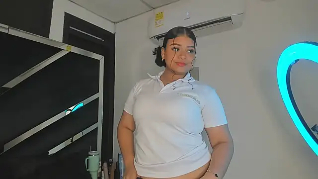 Snapshot of Rubyxht chatting on September 26, 2025, 12:45 pm Rubyxht online show from September 26, 2025, 12:45 pm