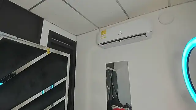 Rubyxht online show from February 4, 2026, 12:55 pm