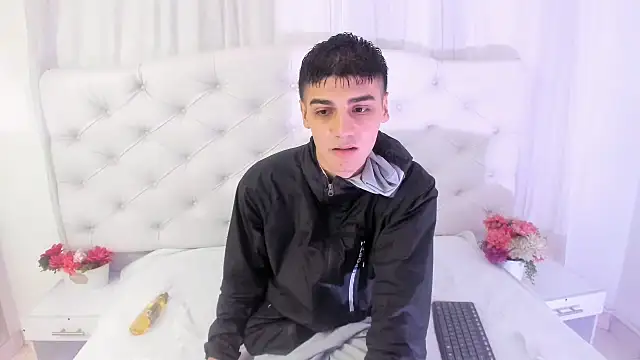 frank jhonsson online show from October 1, 2025, 7:18 pm