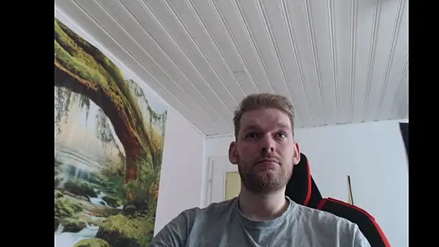 Justforfunc123 online show from April 12, 2026, 7:33 am