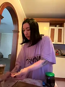 Naughtbaby 2025 online show from September 20, 2025, 12:10 pm