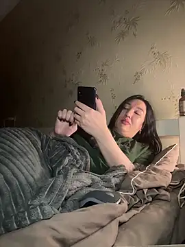 Naughtbaby 2025 online show from September 25, 2025, 1:22 am