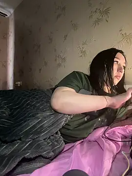 Naughtbaby 2025 online show from February 1, 2026, 7:17 am