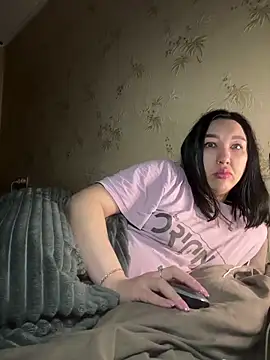 Naughtbaby 2025 online show from October 25, 2025, 2:55 am