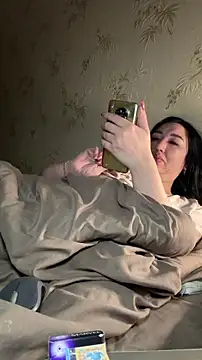 Naughtbaby 2025 online show from March 21, 2026, 10:24 pm