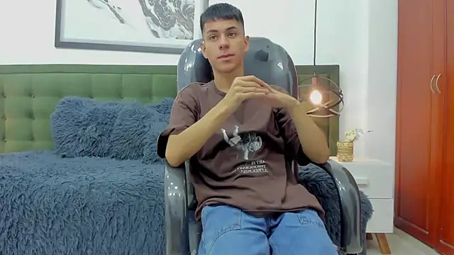 Johann sex online show from November 26, 2025, 3:12 pm