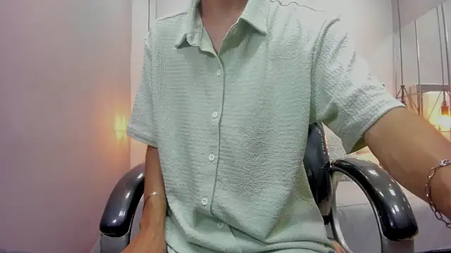 Johann sex online show from October 31, 2025, 2:24 pm