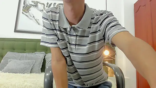 Snapshot of Johann_sex chatting on May 5, 2026, 5:16 pm Johann sex online show from May 5, 2026, 5:16 pm