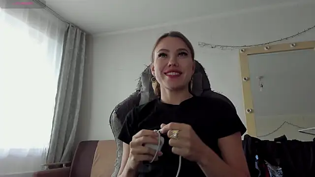 Lera kim online show from September 9, 2025, 7:51 am
