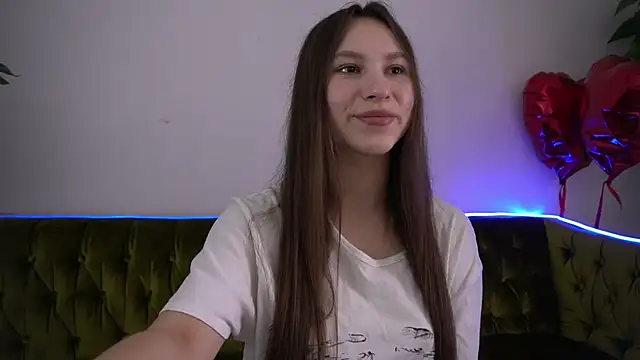 Snapshot of PaigePrado chatting on March 7, 2025, 12:45 pm PaigePrado online show from March 7, 2025, 12:45 pm