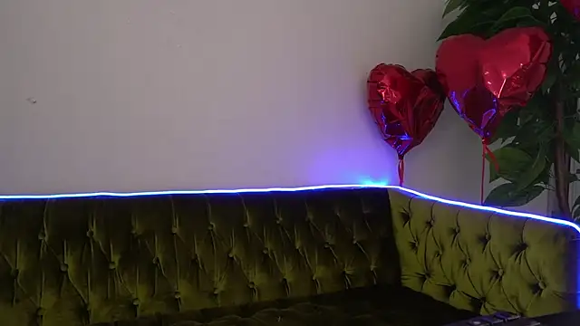 Snapshot of PaigePrado chatting on March 5, 2025, 4:13 pm PaigePrado online show from March 5, 2025, 4:13 pm