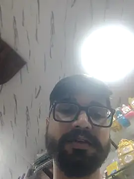 yourindianfellow online show from April 19, 2026, 4:52 pm