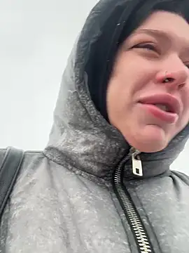 AlishaPrettyBlade online show from February 15, 2026, 5:41 am