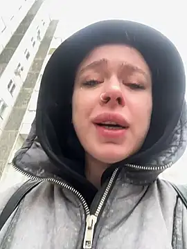 AlishaPrettyBlade online show from March 6, 2026, 4:51 am