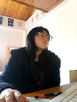 Snapshot of Arielle_lov chatting on October 23, 2025, 4:16 pm Arielle lov online show from October 23, 2025, 4:16 pm